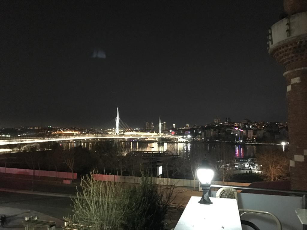 Goeruer Hotel Istanbul Exterior photo