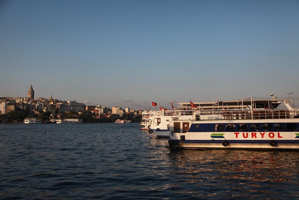 Goeruer Hotel Istanbul Exterior photo